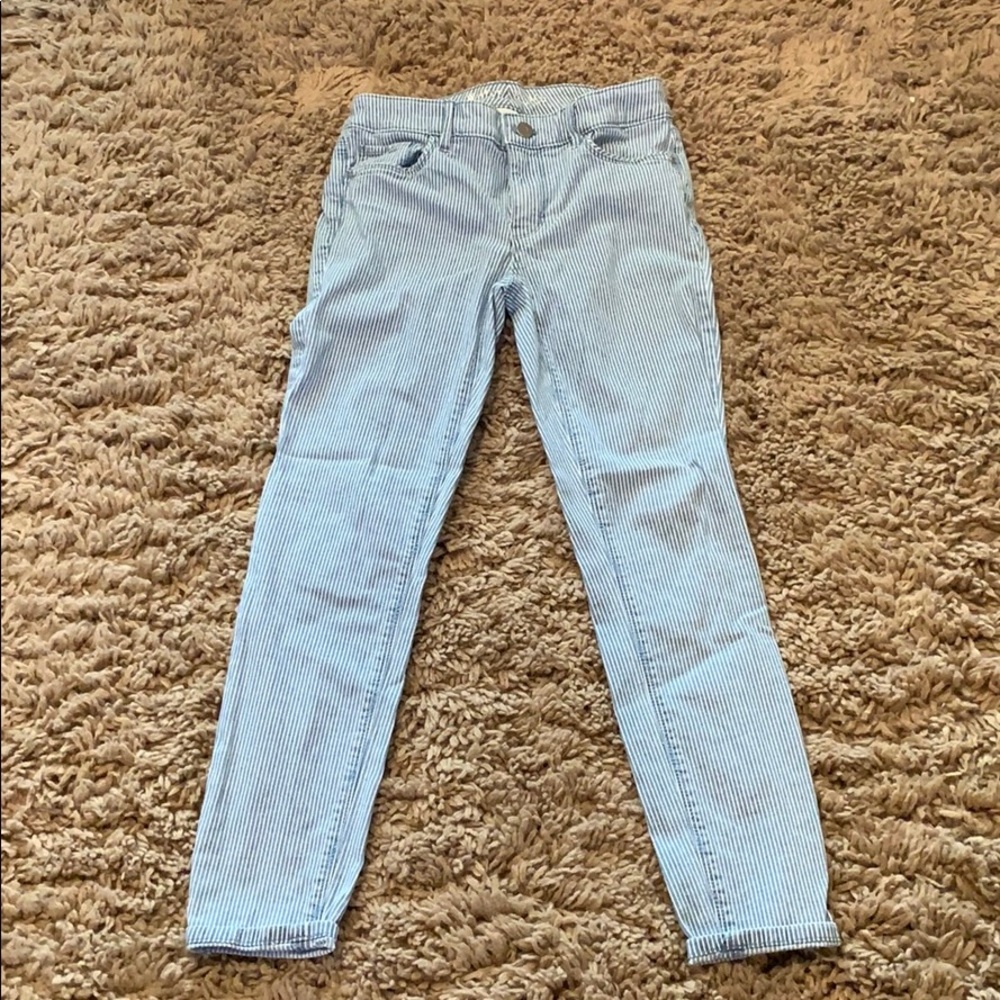 Pin striped Ankle length jeans